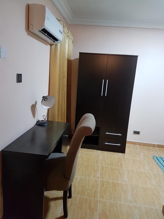 Hillside Gardens Ltd Hotel Lagos Szoba fotó